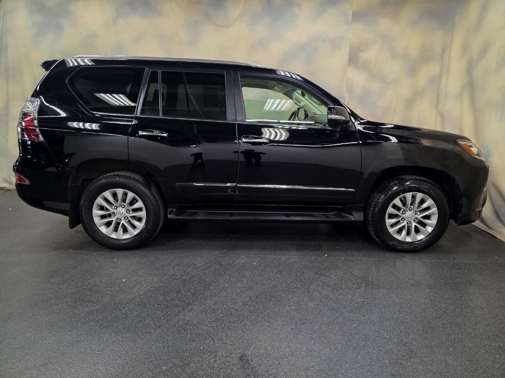used 2019 Lexus GX 460 car, priced at $28,990