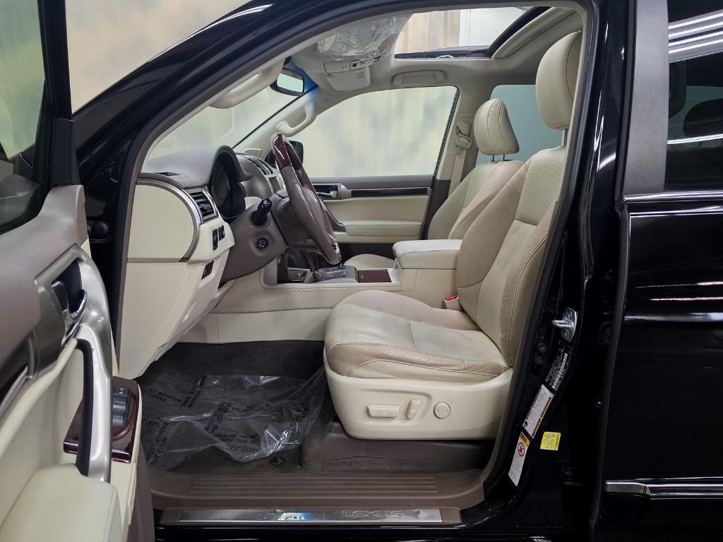 used 2019 Lexus GX 460 car, priced at $28,990