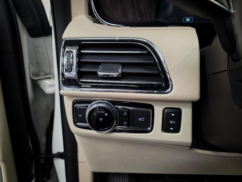 used 2020 Lincoln Navigator car, priced at $44,488