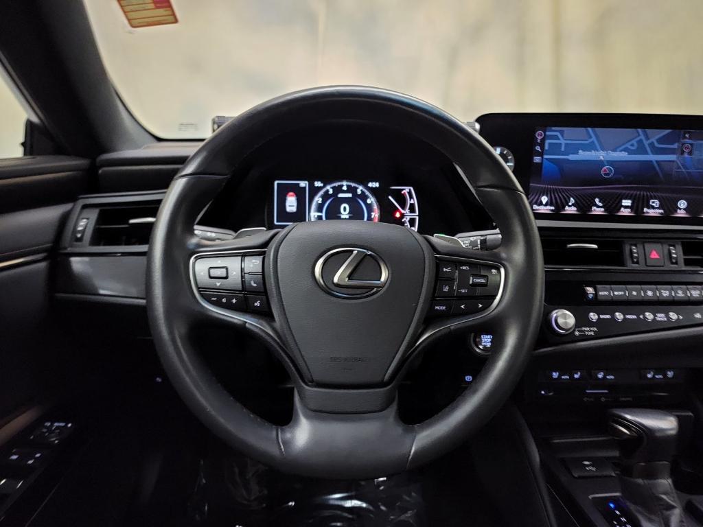 used 2022 Lexus ES 350 car, priced at $37,990