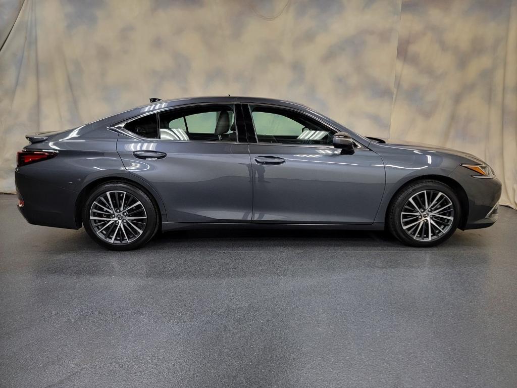 used 2022 Lexus ES 350 car, priced at $37,990