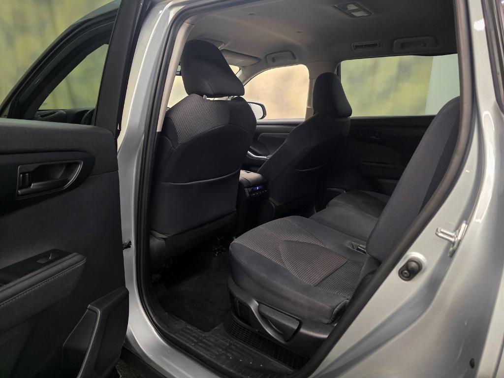 used 2020 Toyota Highlander Hybrid car, priced at $27,988
