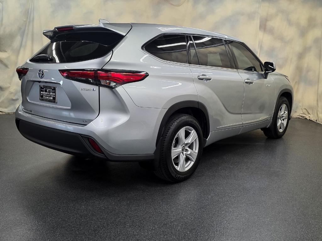 used 2020 Toyota Highlander Hybrid car, priced at $27,988