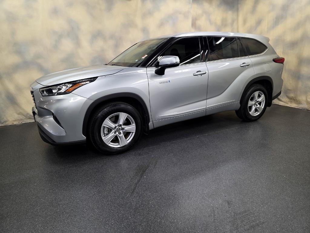 used 2020 Toyota Highlander Hybrid car, priced at $27,988