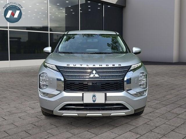 used 2022 Mitsubishi Outlander car, priced at $21,997