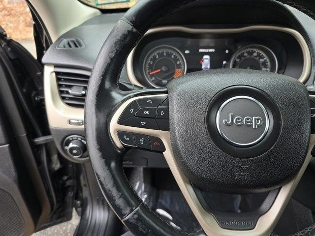 used 2015 Jeep Cherokee car, priced at $6,997