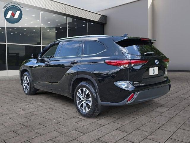 used 2021 Toyota Highlander Hybrid car, priced at $36,997