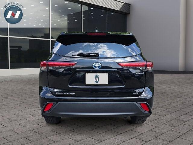 used 2021 Toyota Highlander Hybrid car, priced at $36,997