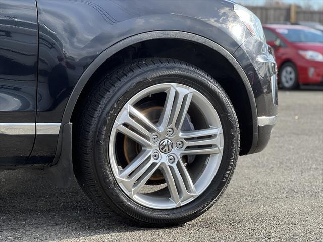 used 2015 Volkswagen Touareg car, priced at $19,995