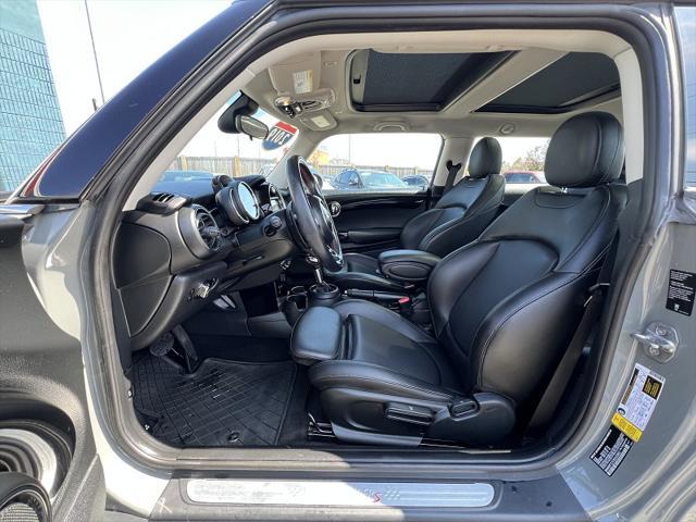 used 2019 MINI Hardtop car, priced at $17,995
