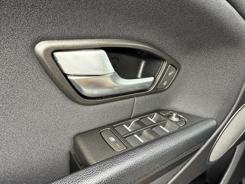 used 2016 Land Rover Range Rover Evoque car, priced at $14,995