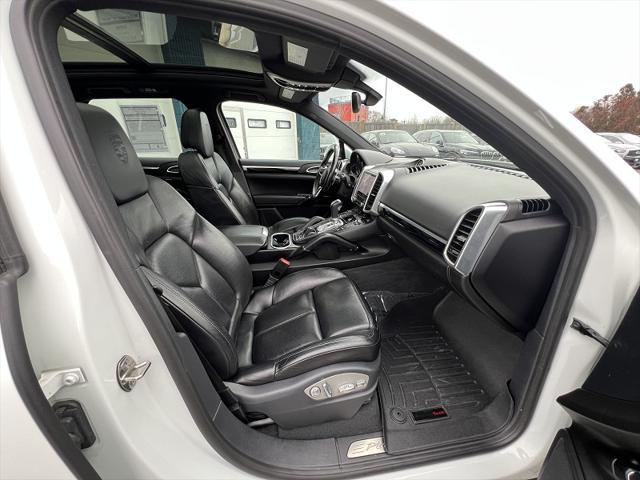 used 2017 Porsche Cayenne car