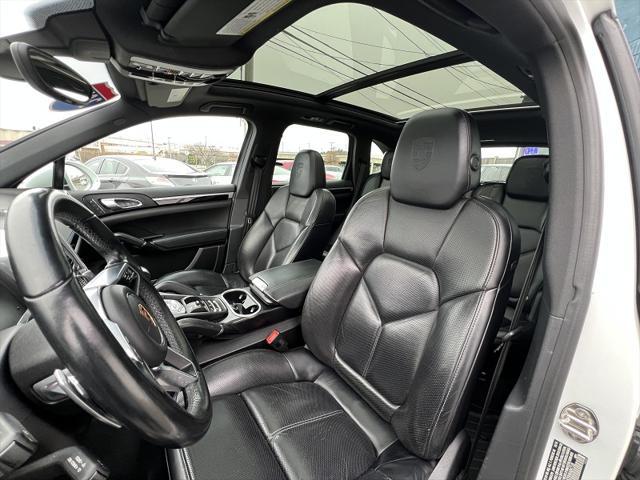 used 2017 Porsche Cayenne car