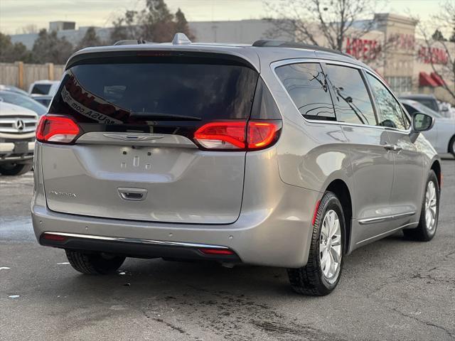 used 2017 Chrysler Pacifica car, priced at $15,995