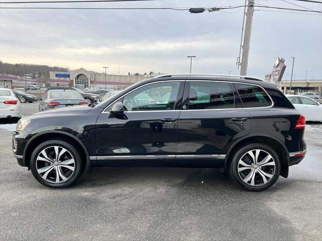 used 2017 Volkswagen Touareg car, priced at $17,495