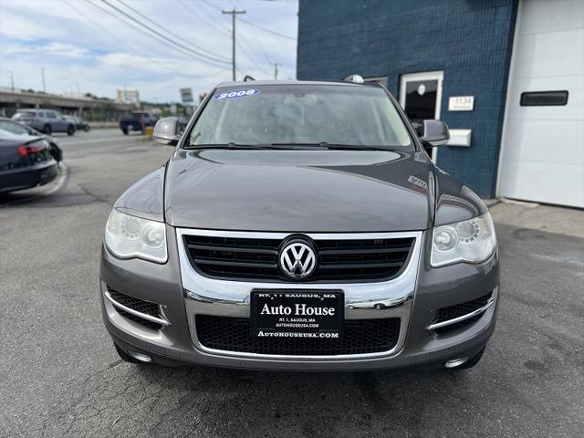 used 2008 Volkswagen Touareg 2 car, priced at $11,995