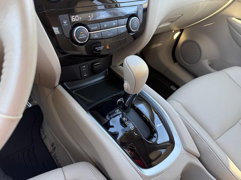 used 2015 Nissan Rogue car, priced at $14,995