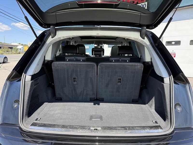 used 2017 Audi Q7 car, priced at $18,995