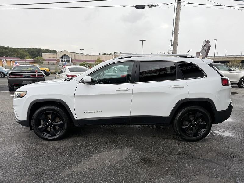 used 2019 Jeep Cherokee car, priced at $16,995