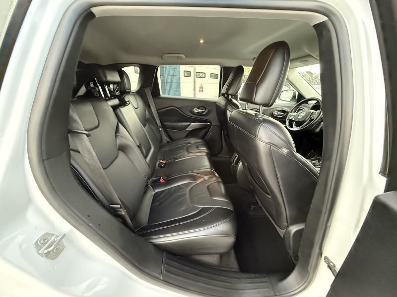 used 2019 Jeep Cherokee car, priced at $16,995