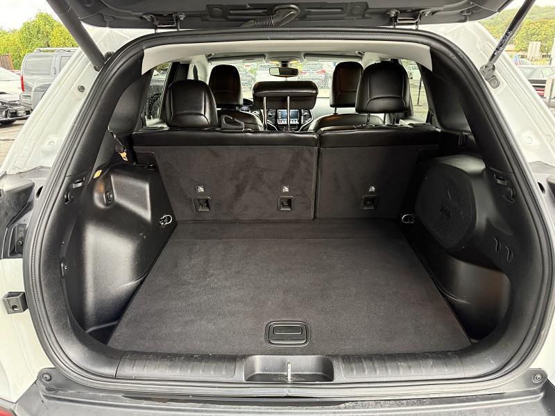 used 2019 Jeep Cherokee car, priced at $16,995