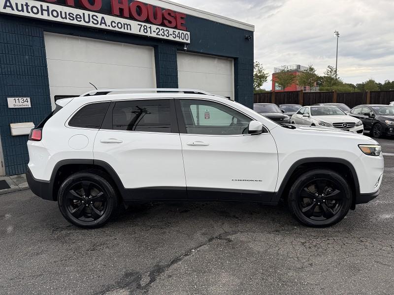 used 2019 Jeep Cherokee car, priced at $16,995