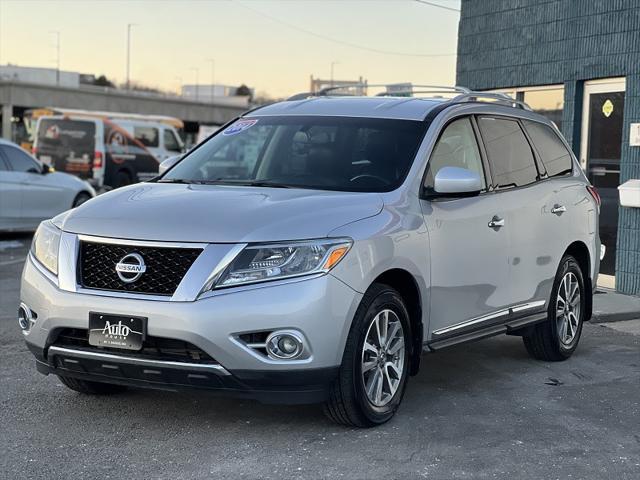 used 2014 Nissan Pathfinder car, priced at $13,995