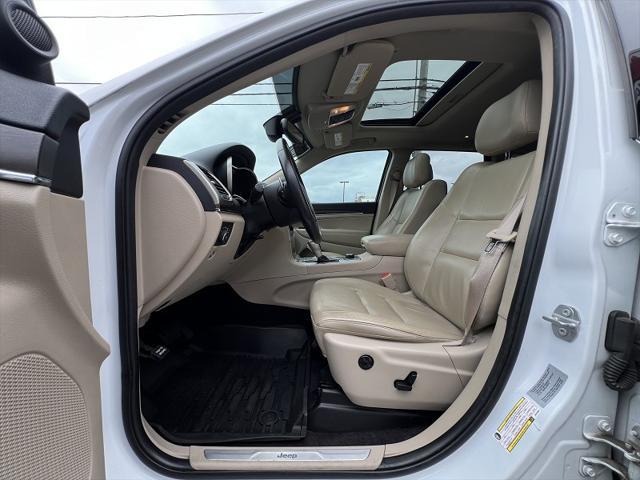 used 2017 Jeep Grand Cherokee car, priced at $18,495