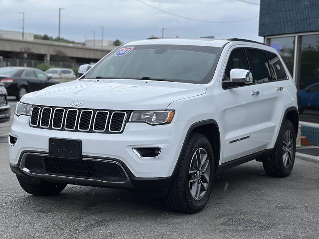used 2017 Jeep Grand Cherokee car, priced at $18,495