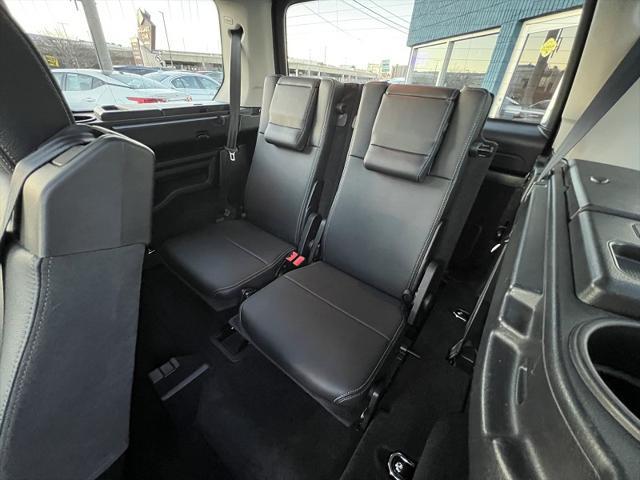 used 2016 Land Rover LR4 car, priced at $17,995