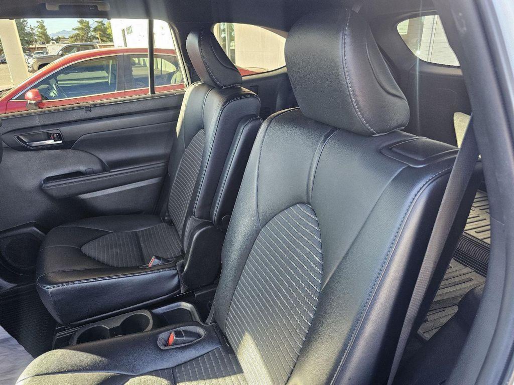 used 2021 Toyota Highlander car, priced at $32,389