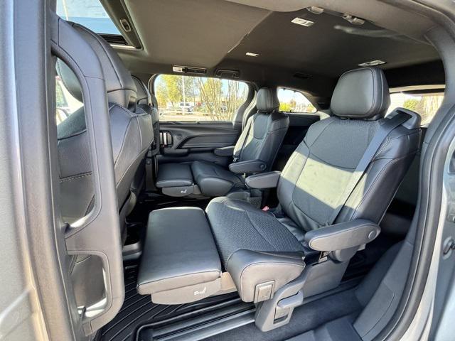 new 2025 Toyota Sienna car, priced at $55,385