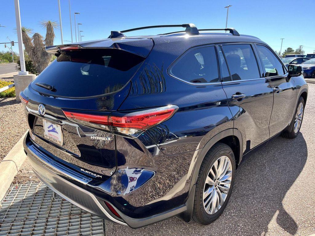 used 2023 Toyota Highlander Hybrid car, priced at $44,289