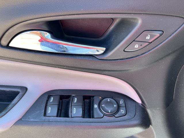 used 2018 Chevrolet Equinox car, priced at $10,289