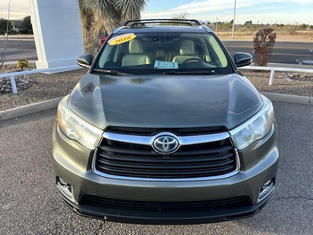 used 2016 Toyota Highlander Hybrid car, priced at $27,289