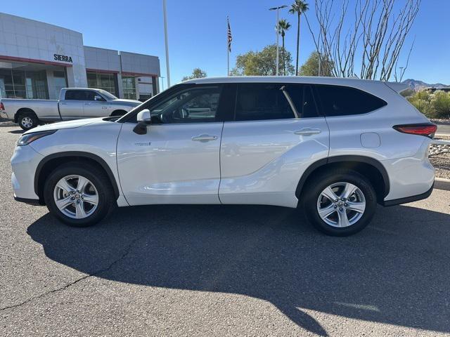 used 2021 Toyota Highlander Hybrid car, priced at $31,289