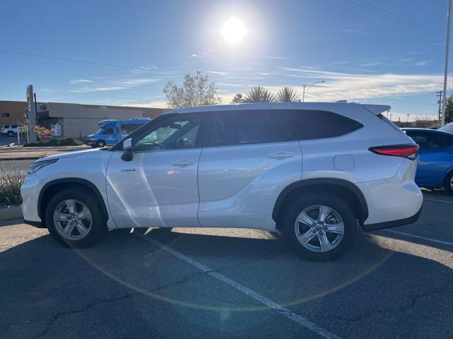 used 2021 Toyota Highlander Hybrid car, priced at $31,289