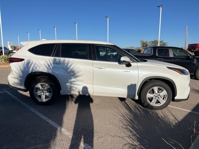 used 2021 Toyota Highlander Hybrid car, priced at $31,289