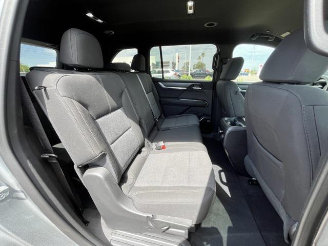 used 2025 GMC Acadia car, priced at $45,589