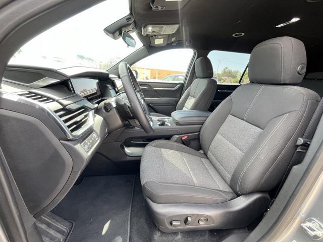 used 2025 GMC Acadia car, priced at $45,589