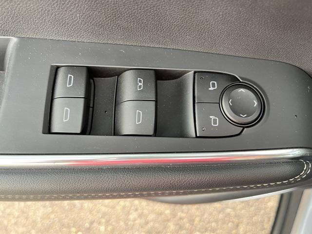 used 2025 GMC Acadia car, priced at $41,289