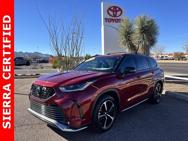 used 2022 Toyota Highlander car, priced at $36,889