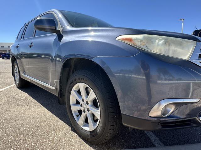 used 2012 Toyota Highlander car, priced at $11,589