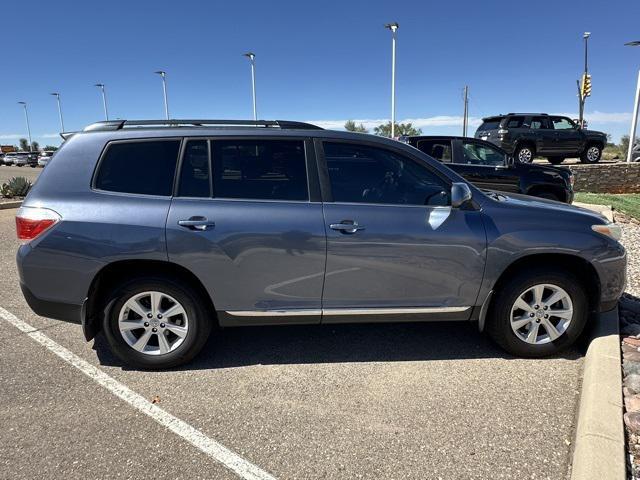 used 2012 Toyota Highlander car, priced at $11,589