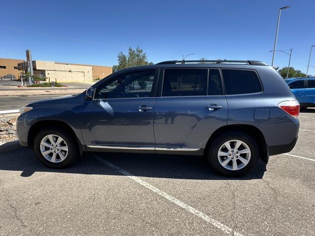 used 2012 Toyota Highlander car, priced at $11,589