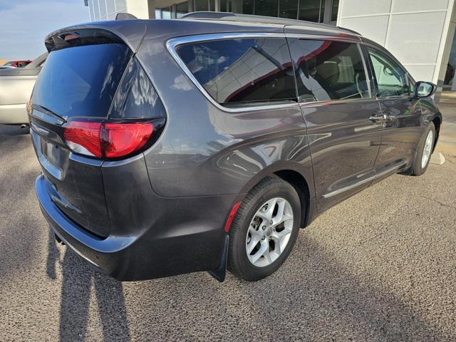 used 2017 Chrysler Pacifica car, priced at $13,489