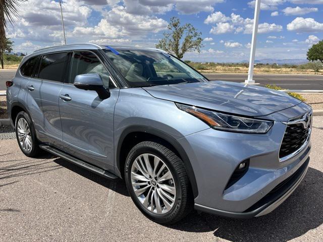 used 2023 Toyota Highlander Hybrid car, priced at $47,589