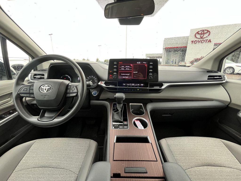 used 2024 Toyota Sienna car, priced at $41,289