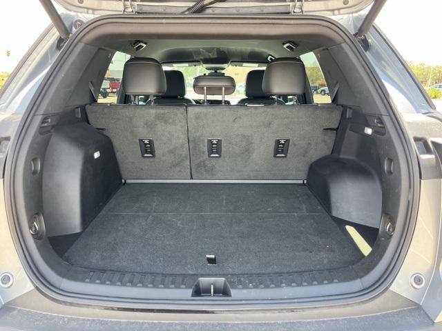 used 2025 Chevrolet Equinox car, priced at $25,989