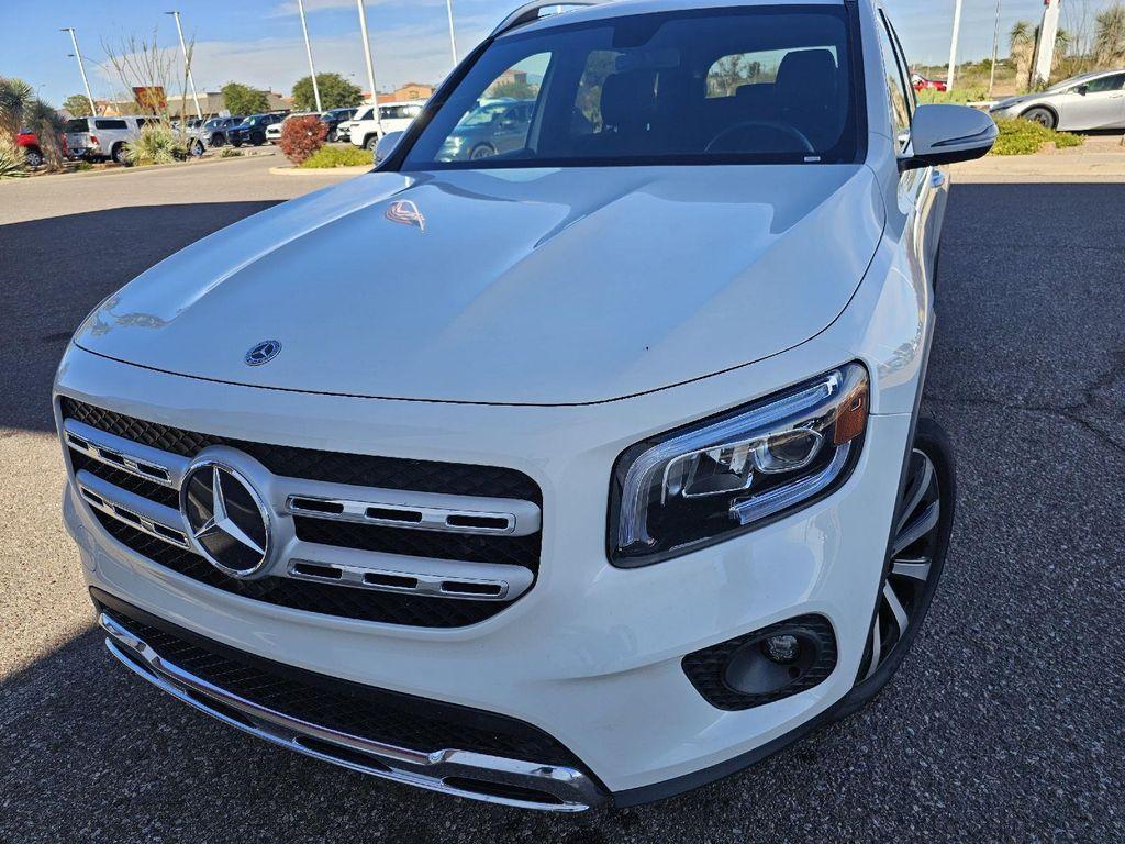 used 2021 Mercedes-Benz GLB 250 car, priced at $27,289
